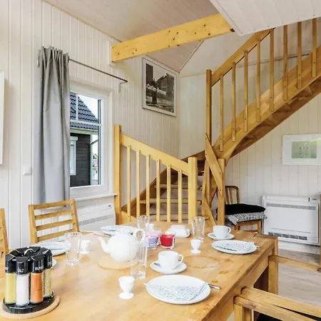 2 Bedroom Lovely In Ferienhaus *