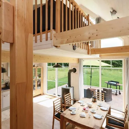 2 Bedroom Lovely In